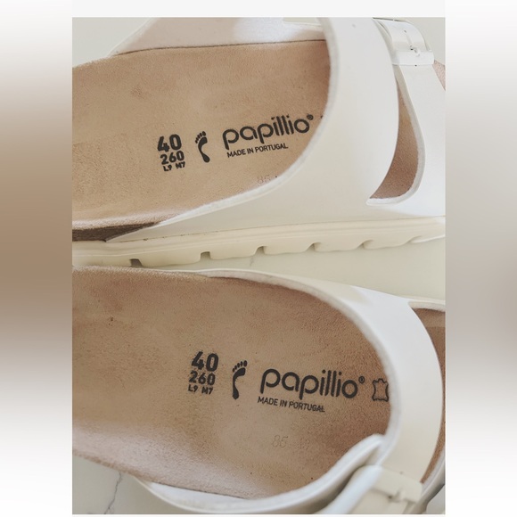 Anthropologie White Chunky Leather Sandals - Picture 3 of 3